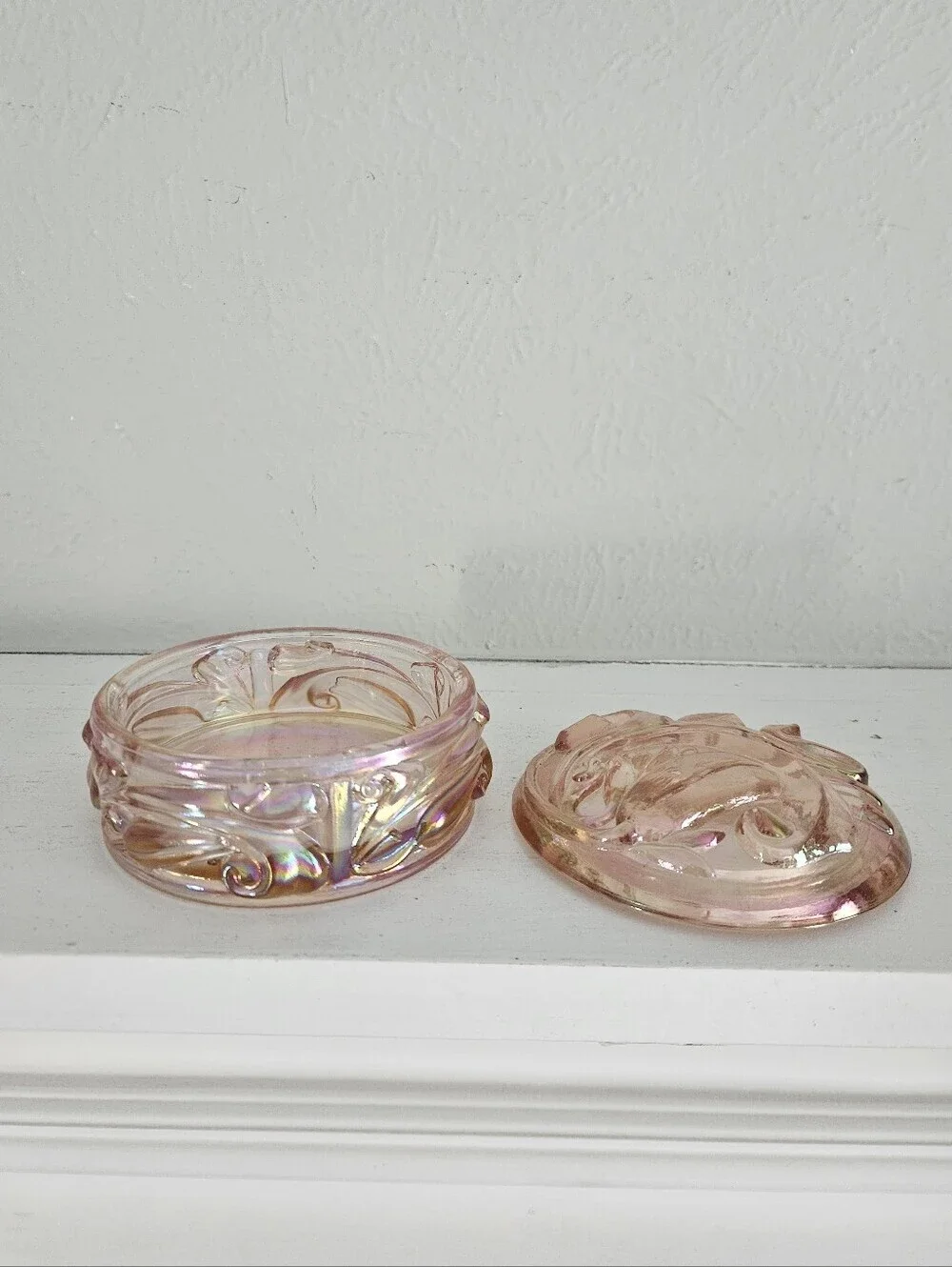 Vintage Fenton Opalescent Pink Chiffon Glass Powder/Trinket Jar With Dome Lid